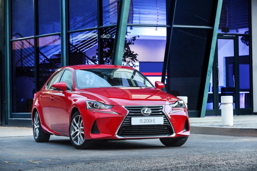  Lexus IS200t 2017 года  (ZA) (фото 15 из 18)